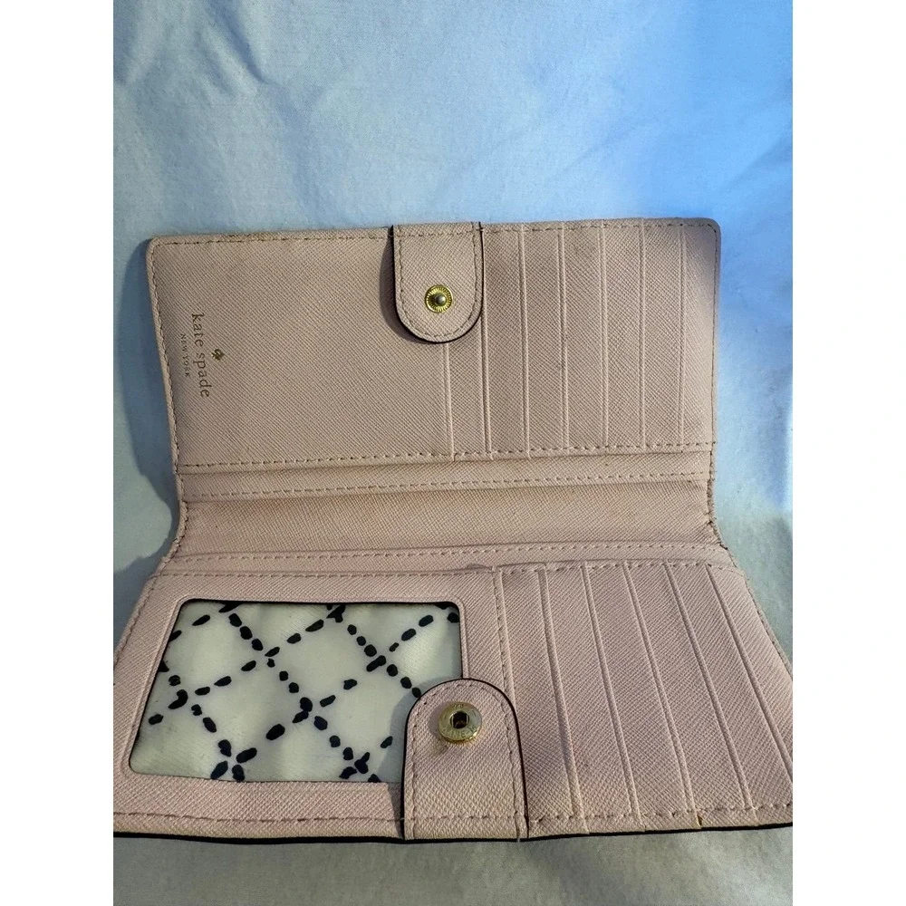 Kate Spade New York Light Pink Saffiano Leather Bifold Wallet‎ with ID Window